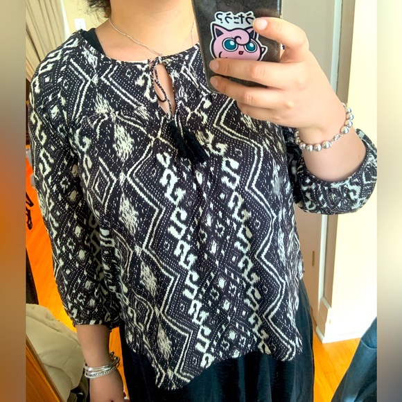 American Eagle Bohemian Style Top 🖤🤍 - Picture 2 of 4